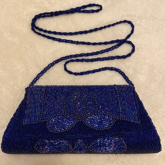 Beautiful, colorful decorative beaded purse, long strap very nice condition - Picture 3 of 14